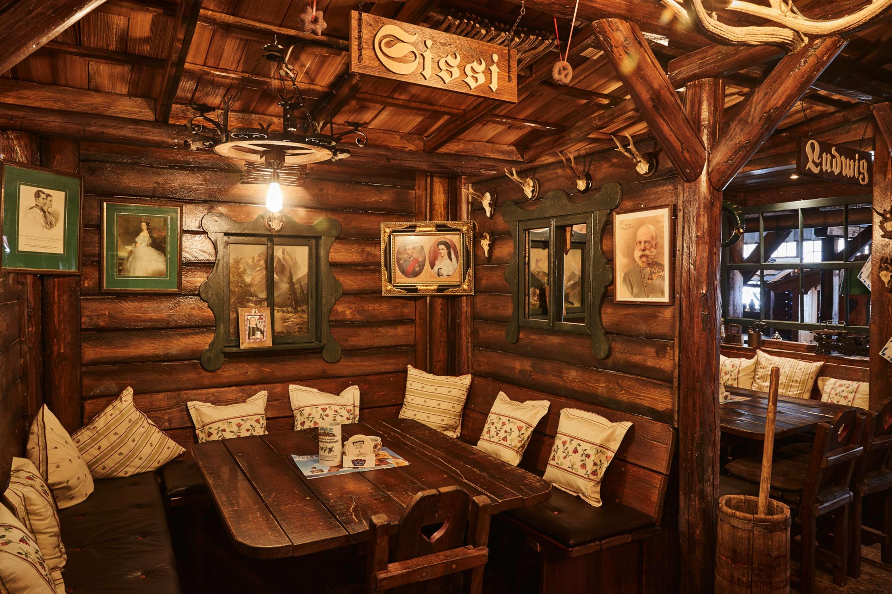 스타이겐베르거 호텔 앤 스파 바트 피르몬트 바트피르몬트 외부 사진 Interior of the restaurant